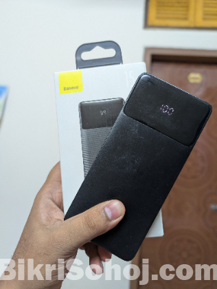 Basues Power Bank 10000mgh with 3 combo free iphone users